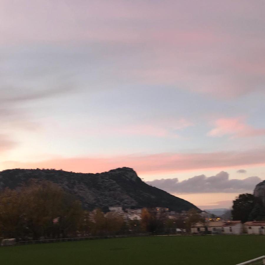 Les Montades Chambres D'Hotes Anduze Exteriör bild